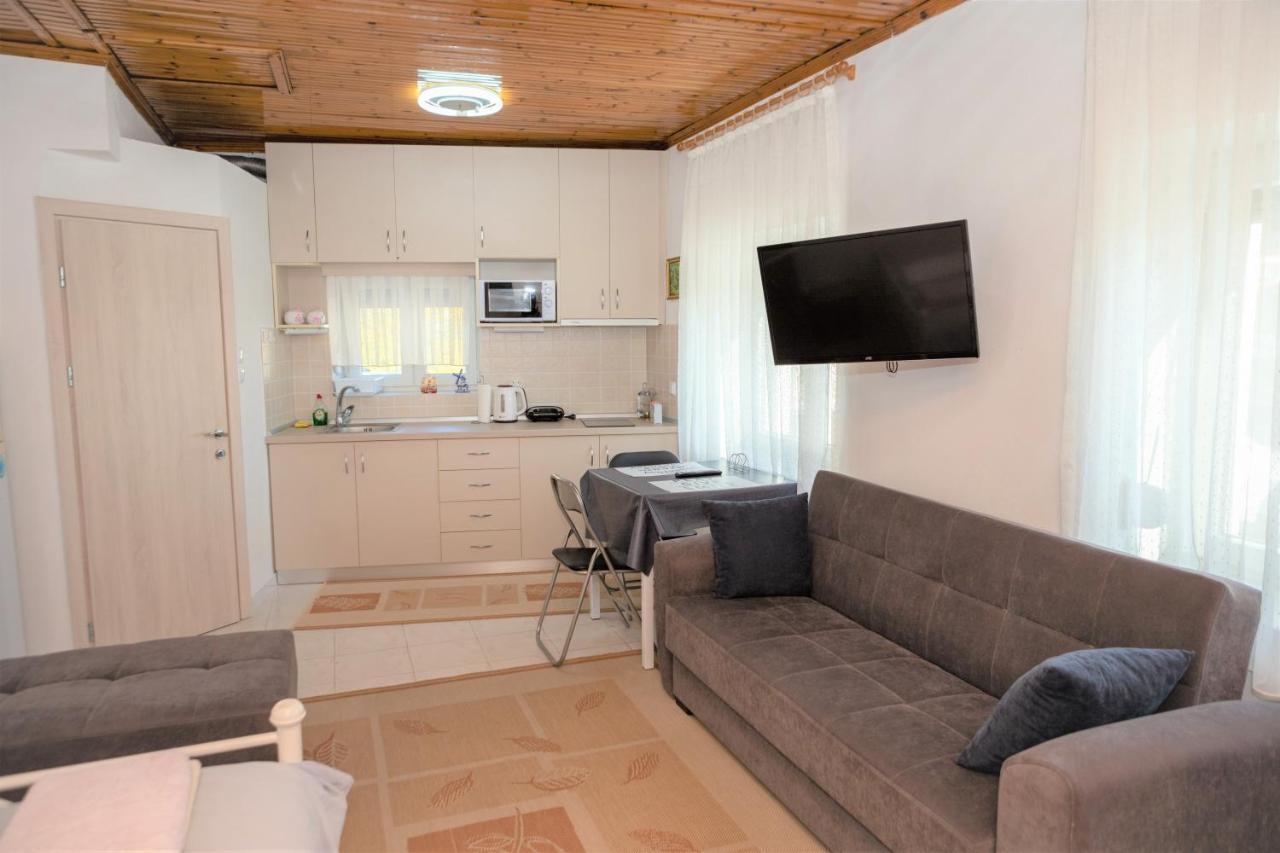 Safe And Cozy Studio In Xanthi! Екстер'єр фото